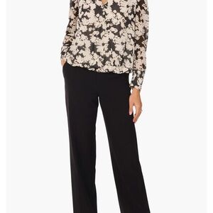 Vince Camuto Black & White Floral Blouse | Subtle Metallic | NWT | Size S